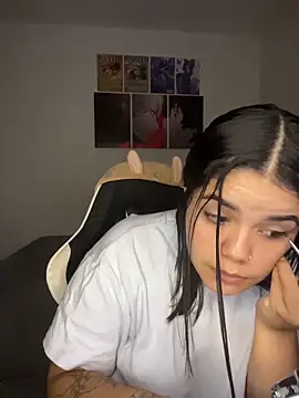 pretty angela1 online show from March 19, 3:11 am