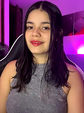 Snapshot of pretty_angela1 chatting on October 8, 2:49 am pretty angela1 online show from October 8, 2:49 am
