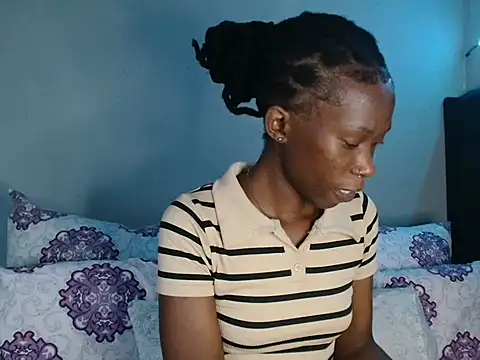 xxSexyTalia28 online show from January 13, 1:15 pm