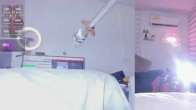 Maria Jones  online show from December 23, 1:20 am