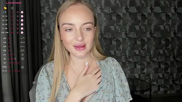 A delina online show from November 3, 2:10 pm