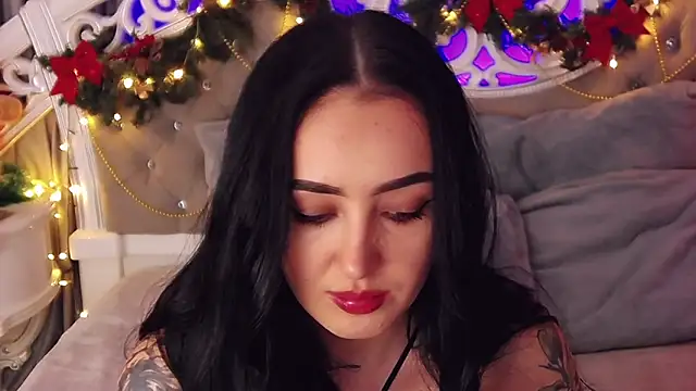 KimKhallifa online show from January 13, 7:57 am