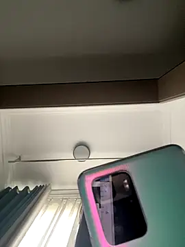 Caicai-a online show from November 30, 9:02 am