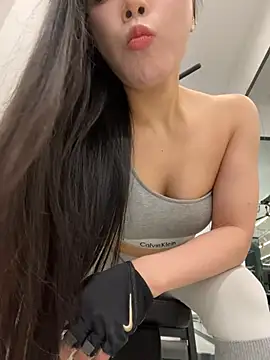 Caicai-a online show from March 9, 3:59 pm