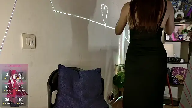 Snapshot of roseofvenom chatting on September 13, 3:20 pm roseofvenom online show from September 13, 3:20 pm