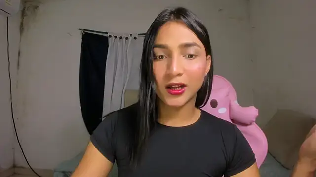 Snapshot of Miss_noah18 chatting on October 11, 9:06 pm Miss noah18 online show from October 11, 9:06 pm