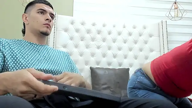 Snapshot of DAVID_VICTORIAA chatting on September 25, 1:10 pm DAVID VICTORIAA online show from September 25, 1:10 pm