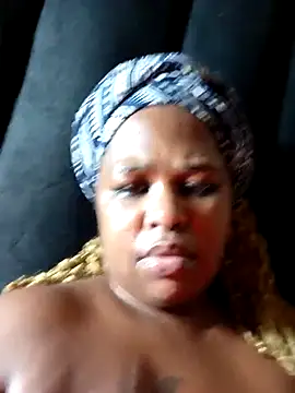 SexyLadyBoosxx online show from December 15, 10:04 pm