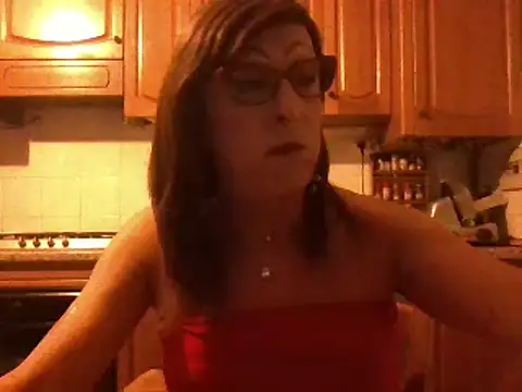 Tiabet online show from October 2, 8:25 pm