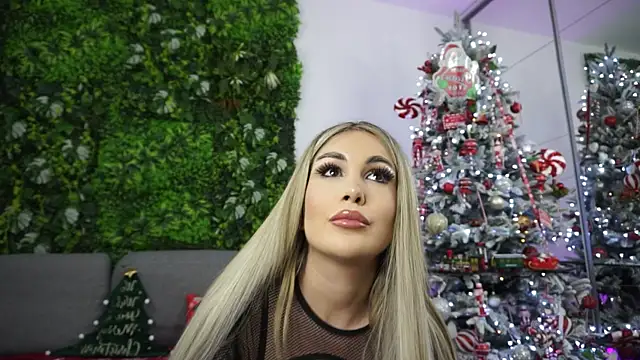 amiraroshen online show from December 16, 8:15 pm