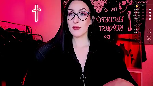 Miss Alice   online show from February 5, 1:08 am