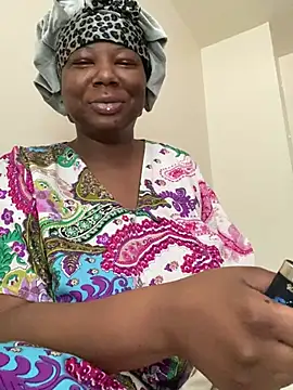 DamnBubbles online show from April 7, 9:17 pm