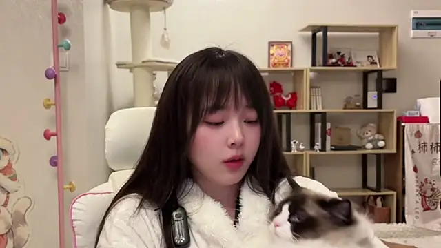 Chenjing0 online show from February 24, 1:21 pm