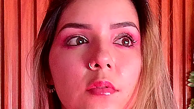 kata james online show from October 30, 8:21 pm