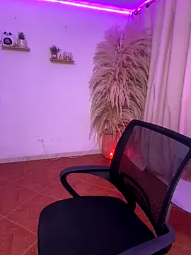 ariadna cooper online show from November 16, 4:58 am