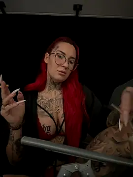 Mia-Fuchs online show from September 20, 11:25 pm