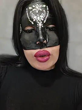 Napoletana89- online show from February 18, 2:27 pm