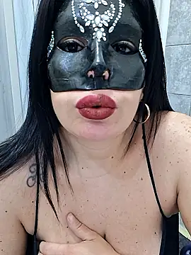 Napoletana89- online show from January 11, 5:56 am