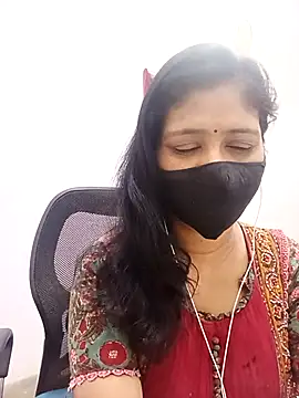 Lucky-Deepthi online show from March 17, 10:25 pm