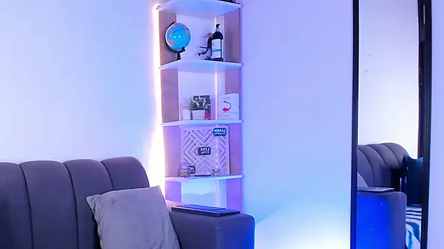 Yorkeidys1 online show from February 27, 11:21 am