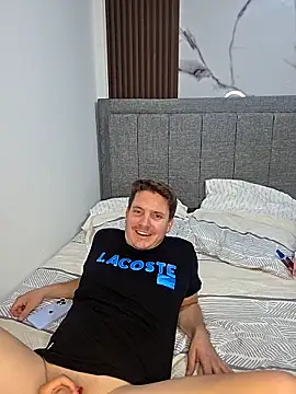 Siempre-locos69 online show from January 14, 11:10 pm