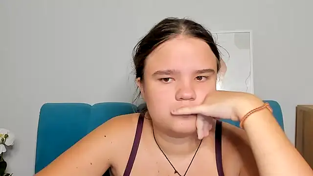 AdeleCruz online show from October 2, 12:21 pm