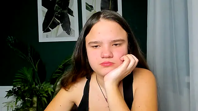 AdeleCruz online show from February 20, 1:01 pm