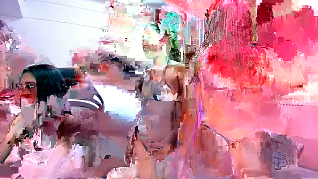 Naughty GilrW online show from October 28, 8:57 pm