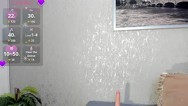 Luxury Woman online show from November 27, 4:26 am