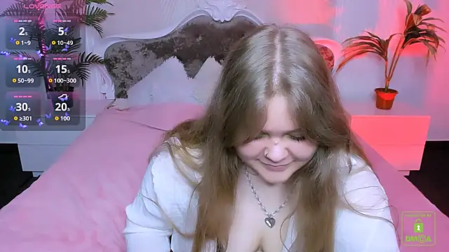 Snapshot of Erica__Alta chatting on September 12, 6:03 am Erica Alta online show from September 12, 6:03 am