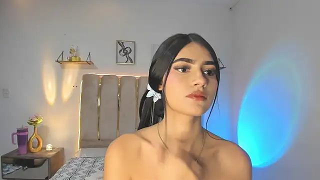 BellaaStorm online show from June 21, 3:21 am