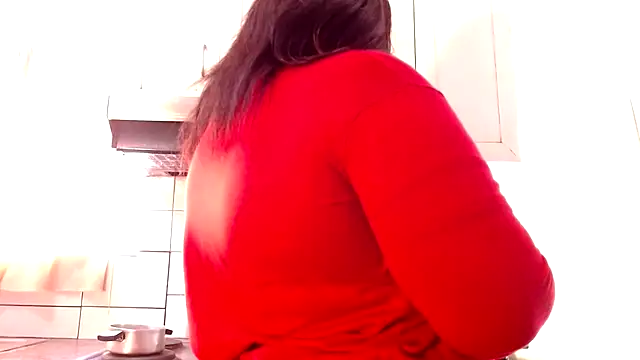 omalicha98 online show from October 2, 6:40 am