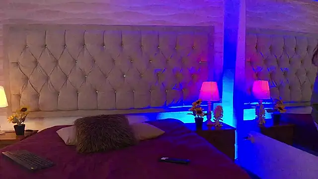 victoriapalmerfg online show from November 6, 4:07 am