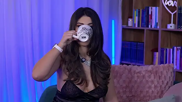 SarahPeach8 online show from January 8, 4:16 am