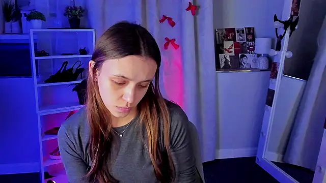 Sahara Shields online show from September 10, 10:26 am