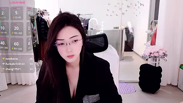 miaomiao-777 online show from May 15, 11:07 pm