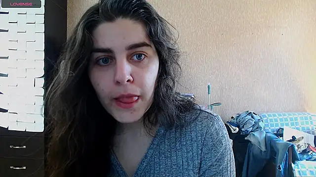  Roselina  online show from April 6, 7:31 am