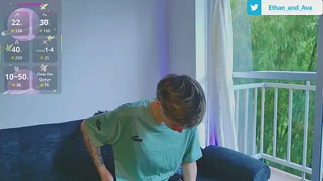 ethan and ava online show from October 17, 12:52 pm