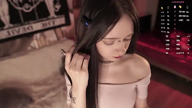 miuri miy online show from November 13, 6:51 pm