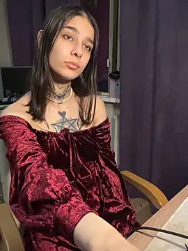 mollyEXD online show from November 25, 6:53 pm