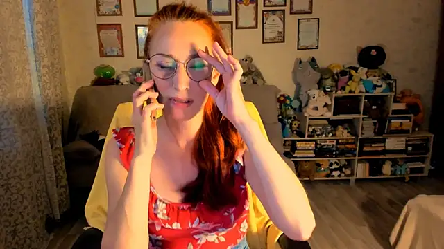 Snapshot of red_rocco chatting on October 2, 2:11 pm red rocco online show from October 2, 2:11 pm