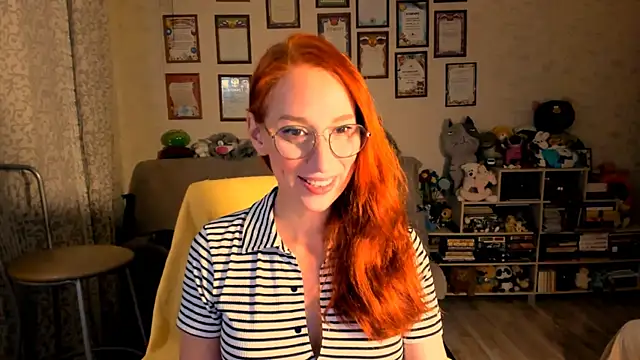 Snapshot of red_rocco chatting on October 16, 4:20 pm red rocco online show from October 16, 4:20 pm