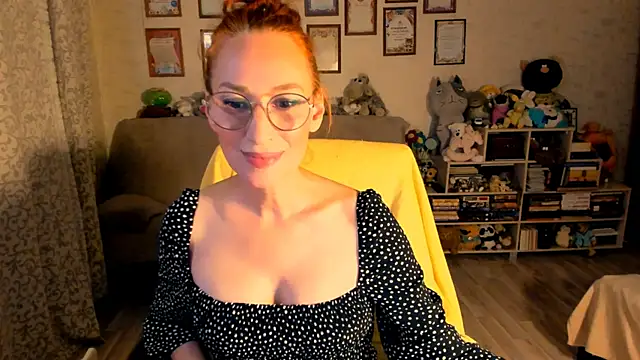 Snapshot of red_rocco chatting on October 3, 3:50 pm red rocco online show from October 3, 3:50 pm