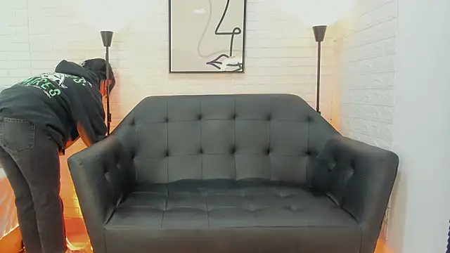 ah mara  online show from February 4, 11:35 am