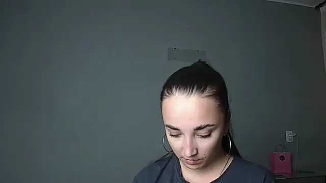 Eva Gloryy online show from June 20, 7:06 pm