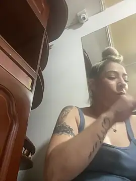 viktoria davis  online show from March 16, 11:41 pm