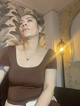 viktoria davis  online show from March 20, 12:59 am