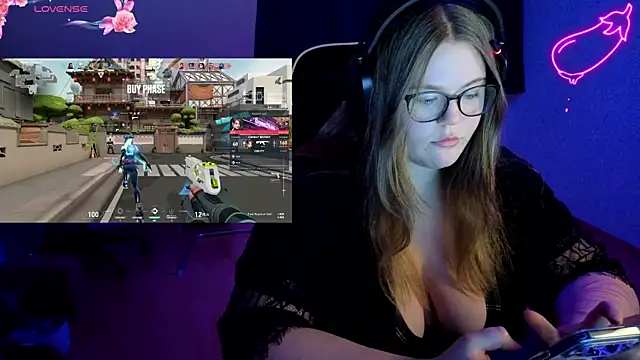 EveBaker04 online show from December 18, 8:13 pm