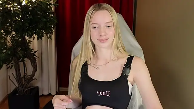 katt  y online show from November 19, 5:18 am