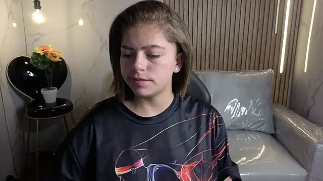 Kitten Cam online show from February 24, 4:00 am